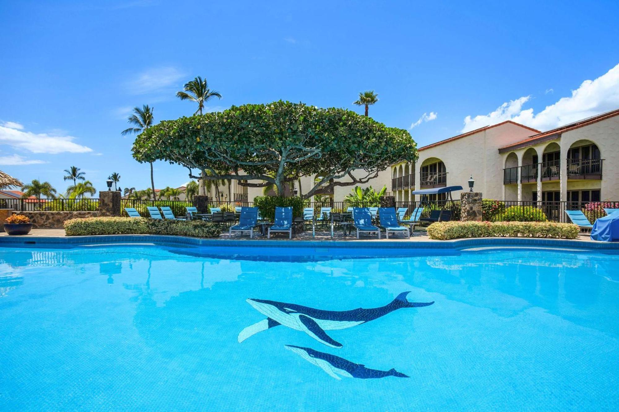 Апарт отель Aston Maui Hill Уэйлея Экстерьер фото